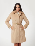 GUESS Cappotto Donna AMELIA DOUBLE BREAST BELT COAT W4BL46 WGKI2 G1FE Beige - Stilato